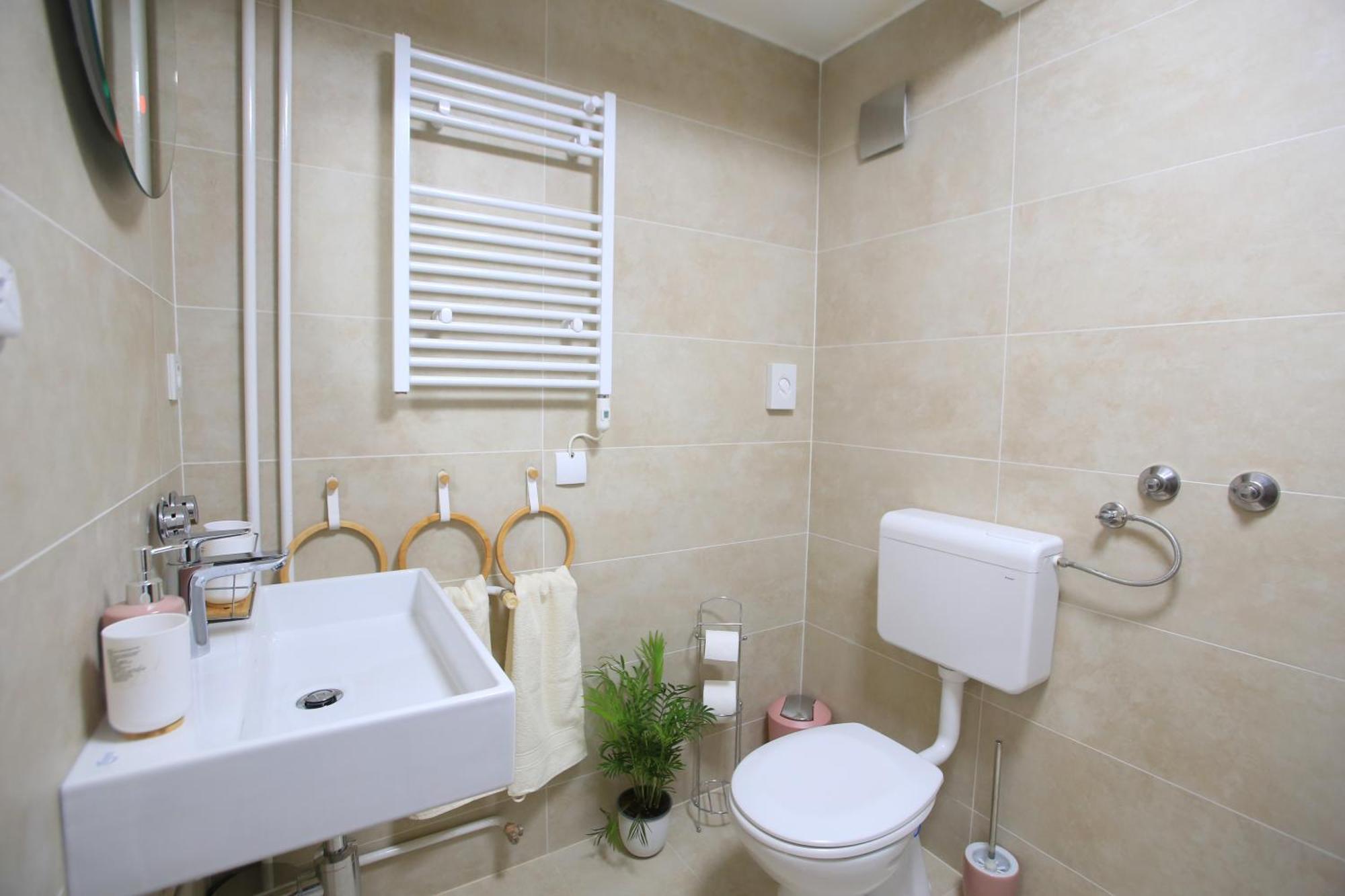 Bamboo Oasis Apartment With Terrace In The Garden And Free Parking, Rijeka Ngoại thất bức ảnh